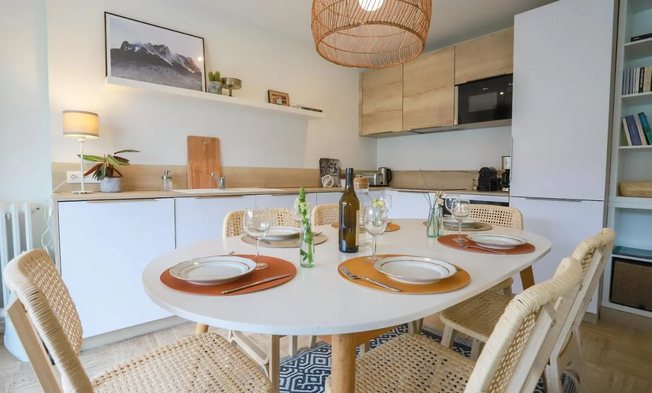 Reverie Urbaine 3 Etoiles - 3 Chambres, Plein Centre, Moderne, Tout Equipe Annecy 0*,